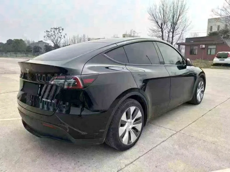 特斯拉MODEL 内饰后排