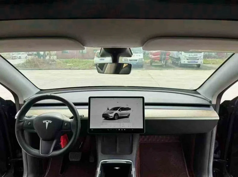 特斯拉MODEL 后面外观三