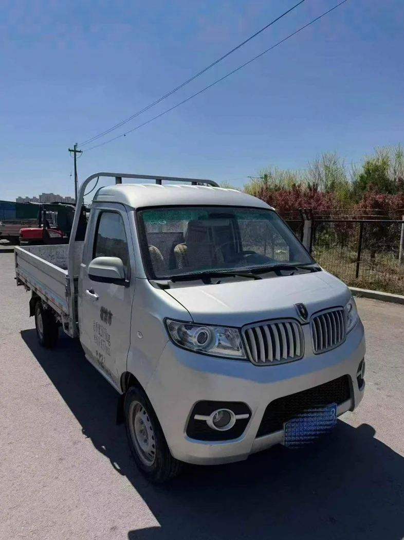 小康东风 正面外观三