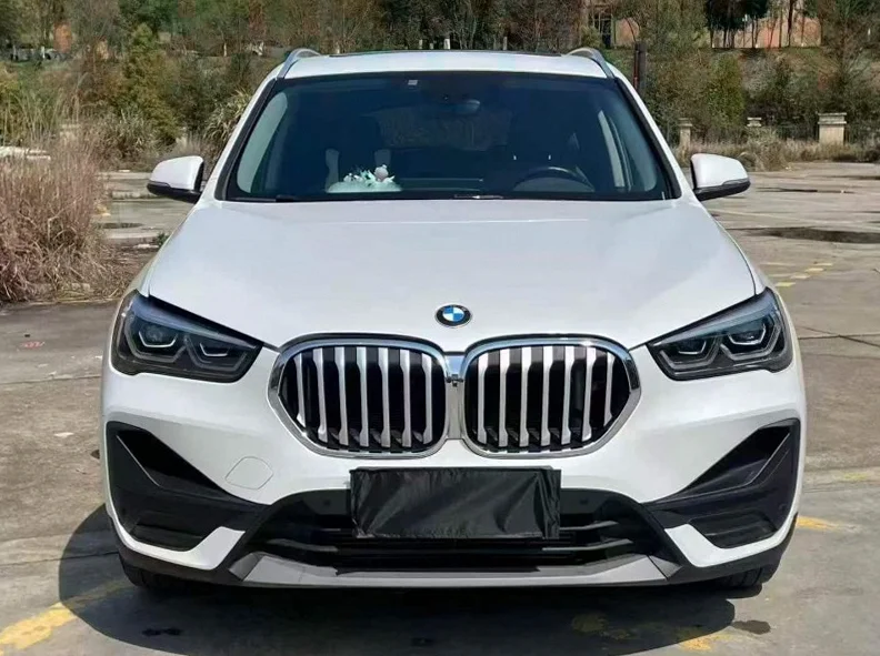 邵阳2023年X1宝马半价车 正面外观一