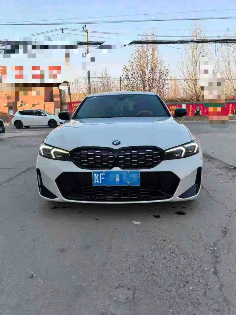 保定2023年宝马3系抵押车 正面外观一