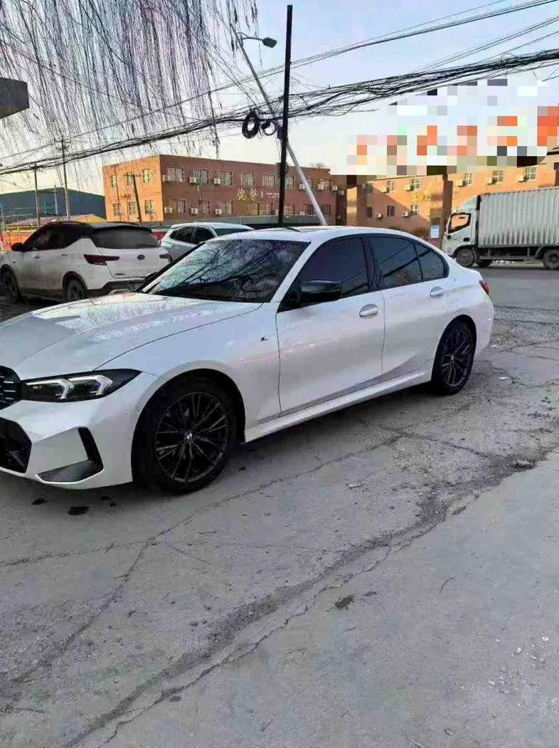 宝马3系 正面外观三