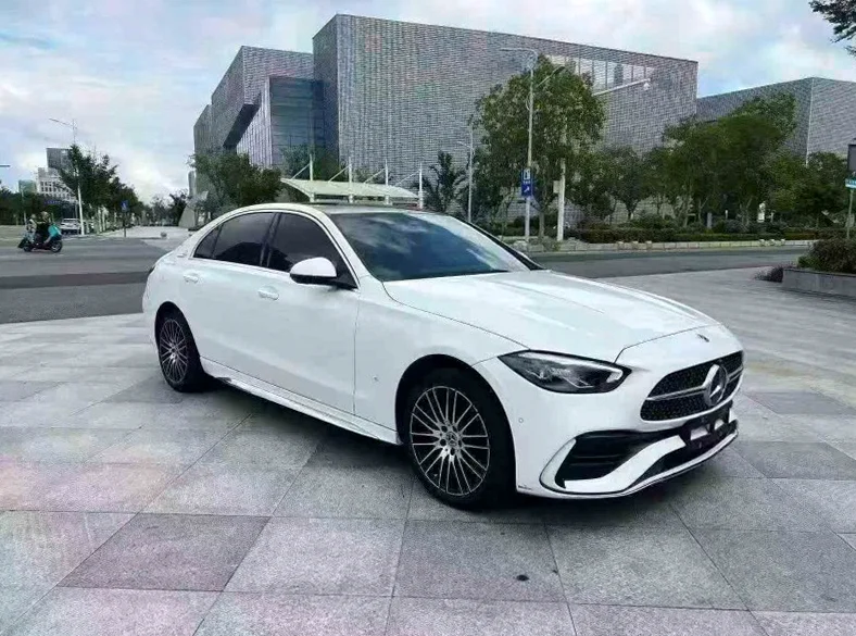奔驰C 正面外观三