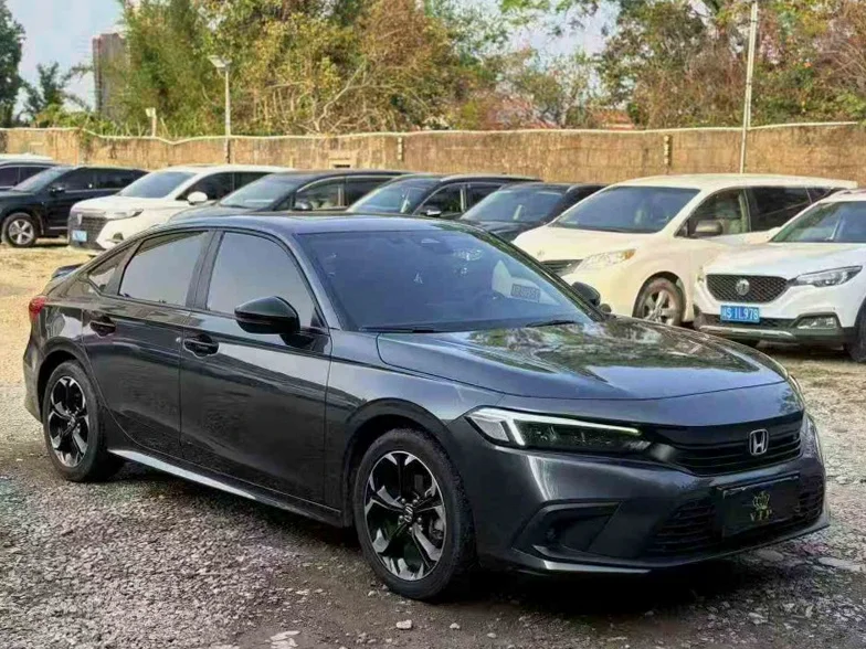 本田思域 正面外观二