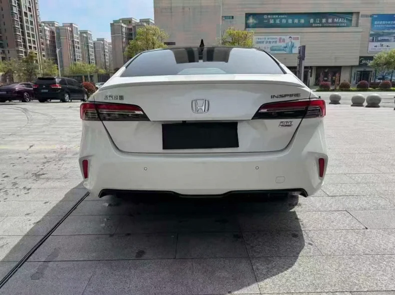 本田英诗派 内饰后排