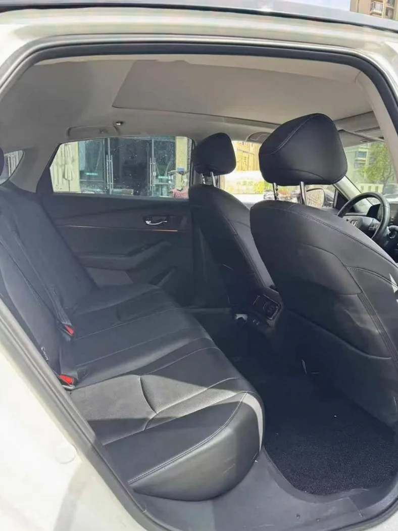 本田英诗派 后面外观一