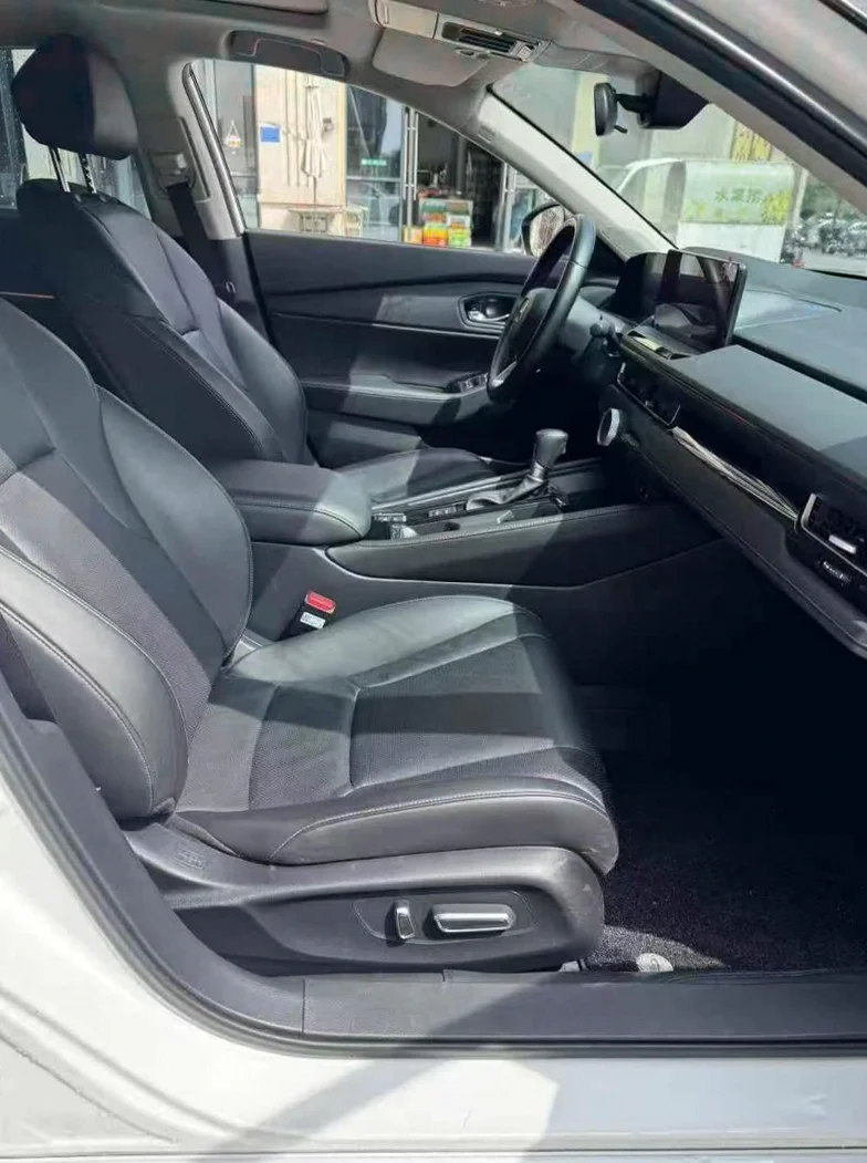 本田英诗派 后面外观三