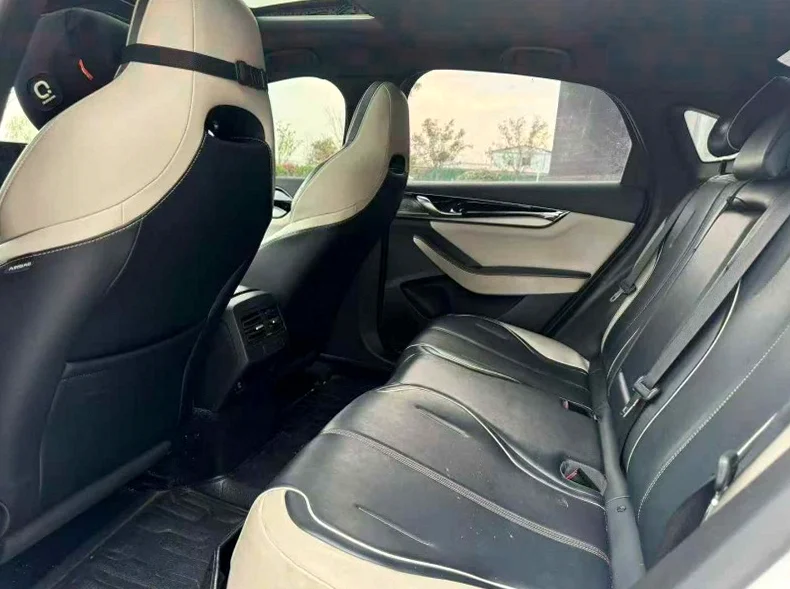 比亚迪秦 后面外观三