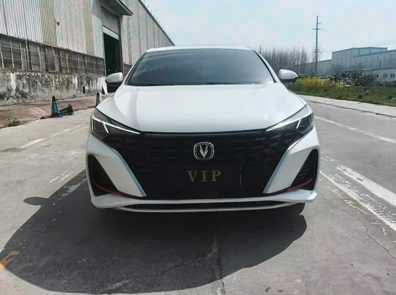 菏泽2023年长安汽车逸动抵押车 正面外观一