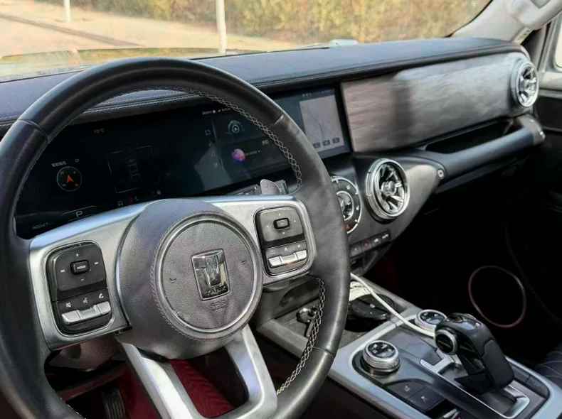 长城汽车坦克 内饰后排