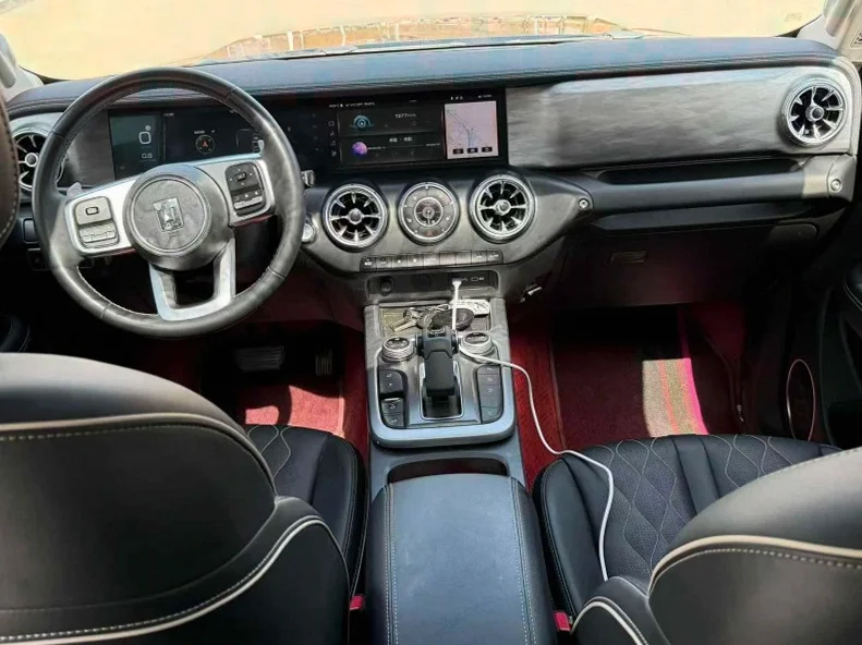 长城汽车坦克 后面外观一