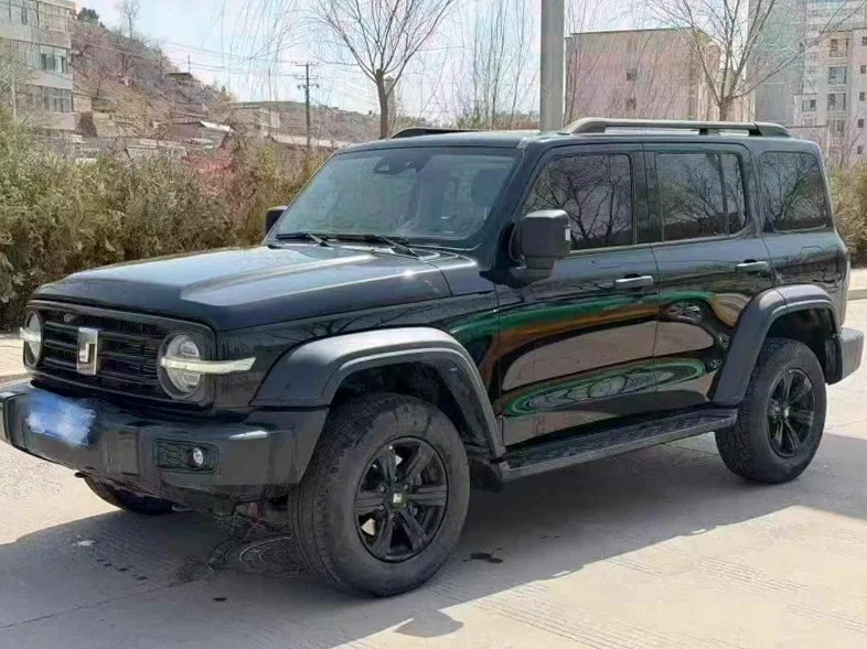 长城汽车坦克 正面外观三