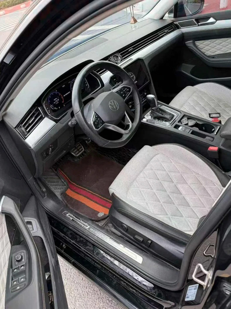 大众迈腾 内饰前排