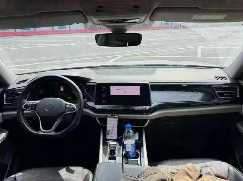 大众途昂 内饰后排