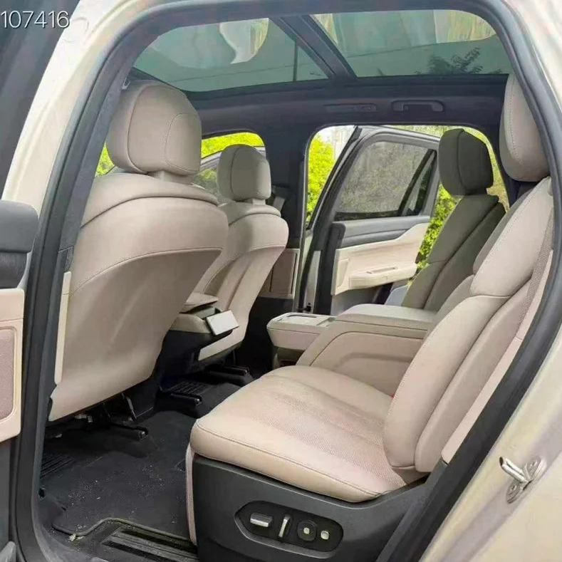 蔚来ES8 后面外观三