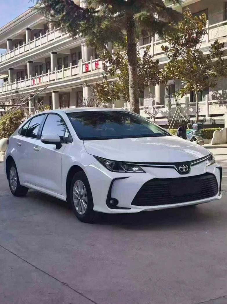 丰田卡罗拉 正面外观三