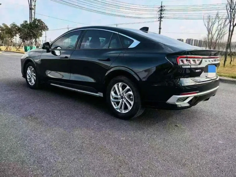 福特蒙迪欧 后面外观三