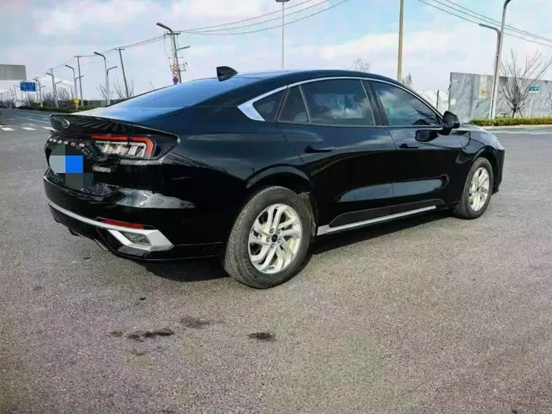 福特蒙迪欧 内饰前排