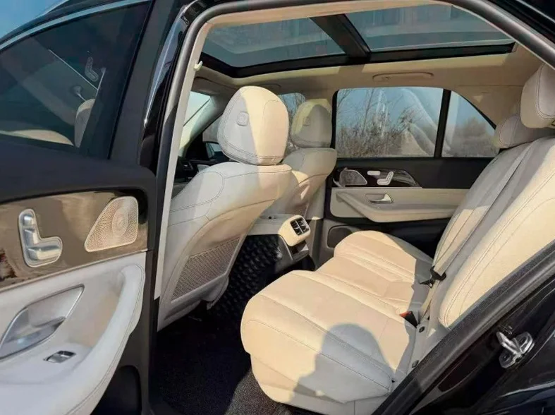 奔驰GLE 后面外观二