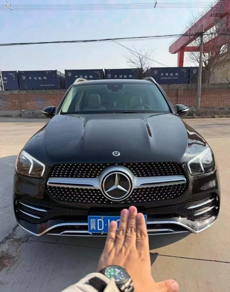 23年奔驰GLE350 2.0T四驱时尚版