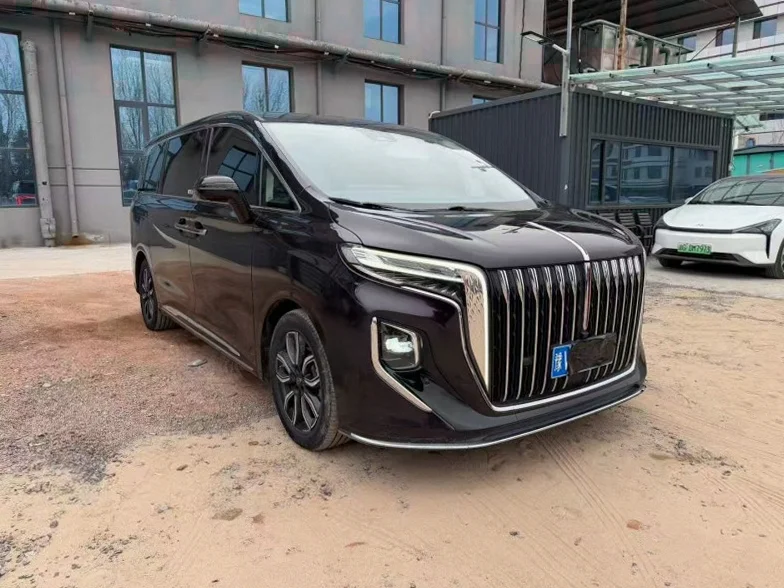 红旗HQ9 正面外观二