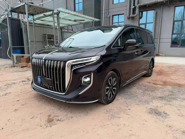 红旗HQ9 正面外观三