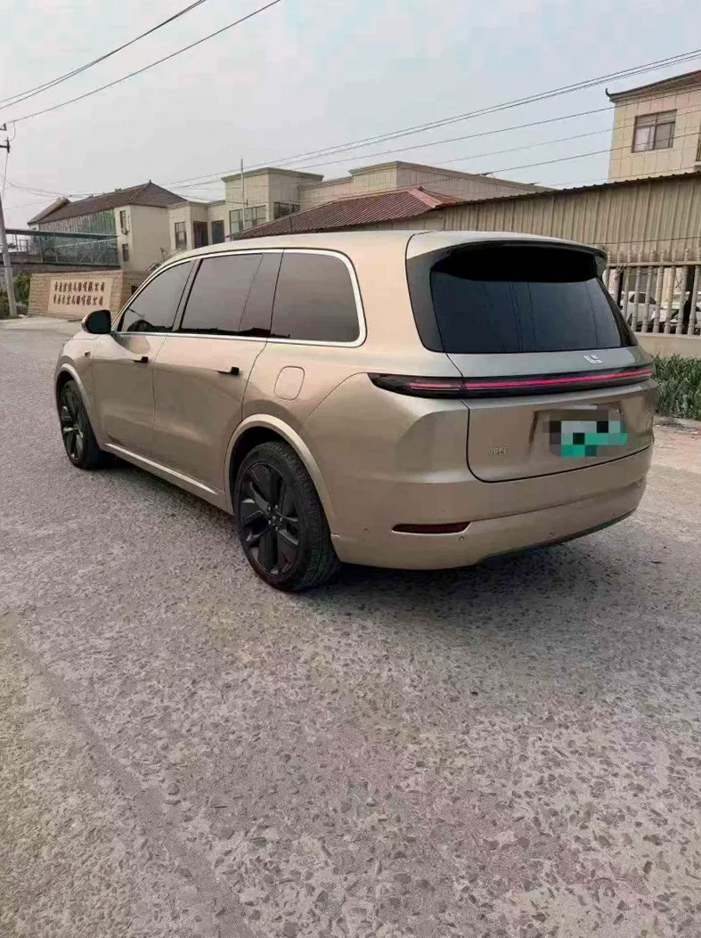 理想L9 内饰后排