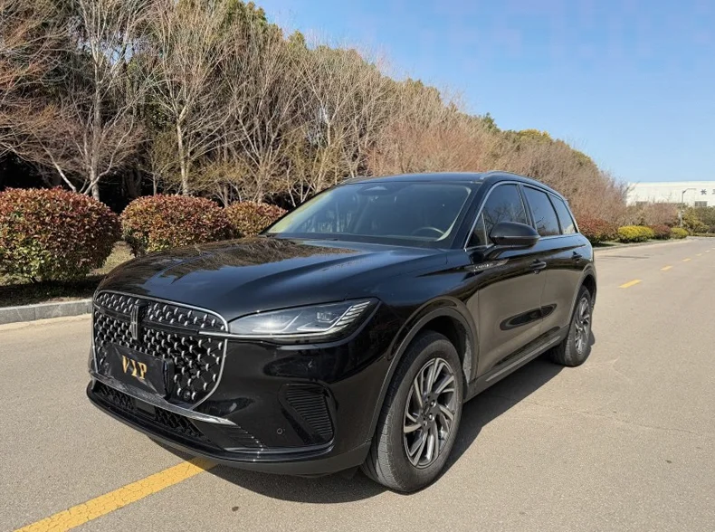 林肯冒险家 正面外观二