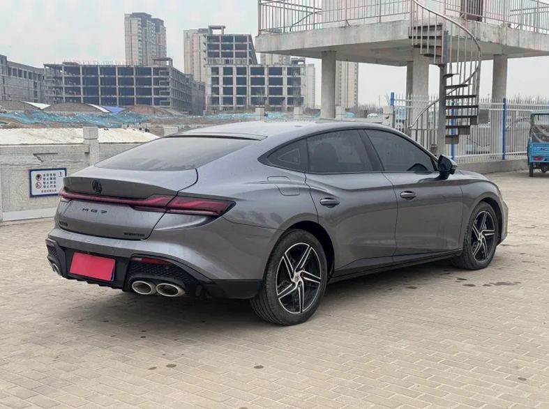 名爵7 正面外观三