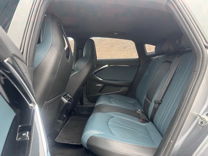 名爵7 后面外观一