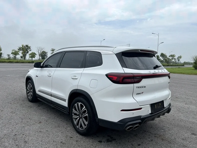 奇瑞瑞虎 驾驶室