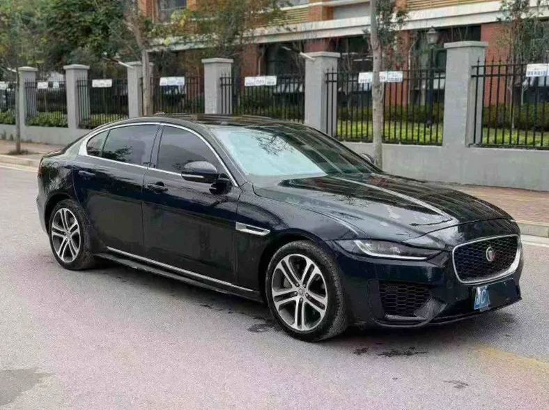 捷豹XEL 正面外观二