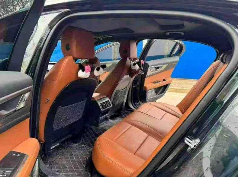 捷豹XEL 后面外观三