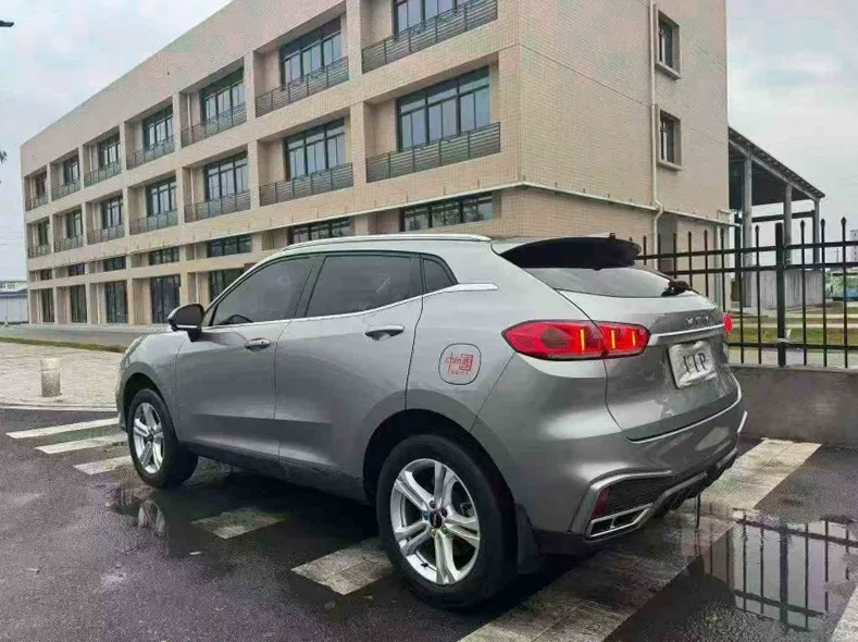 宝马5系 后面外观一