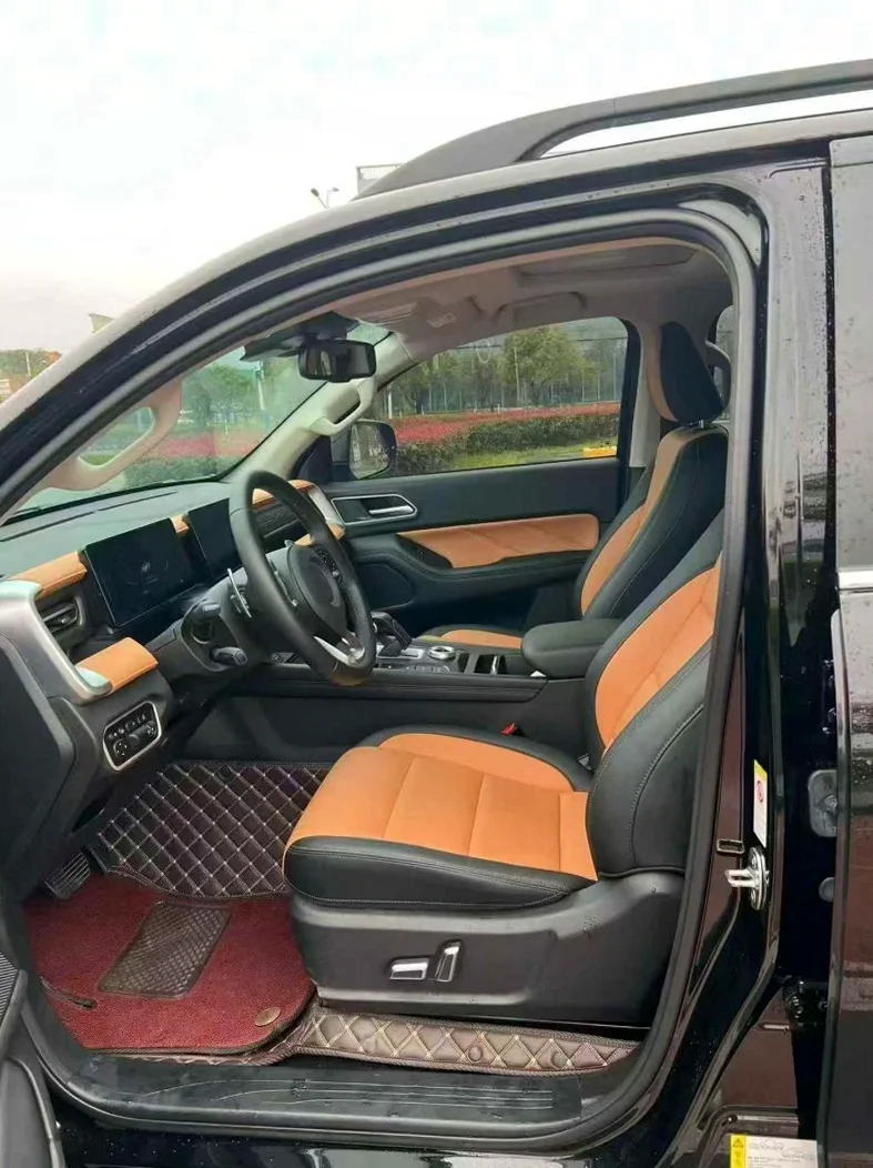 长城汽车炮 后面外观二