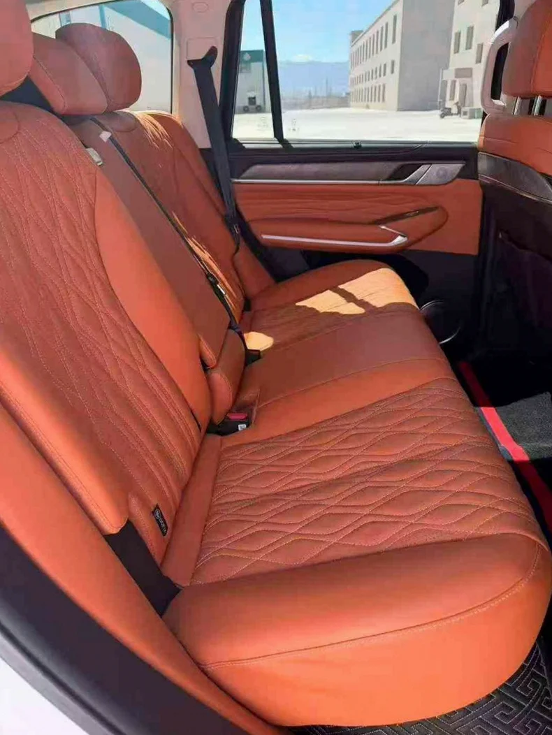 长城汽车坦克 后面外观三