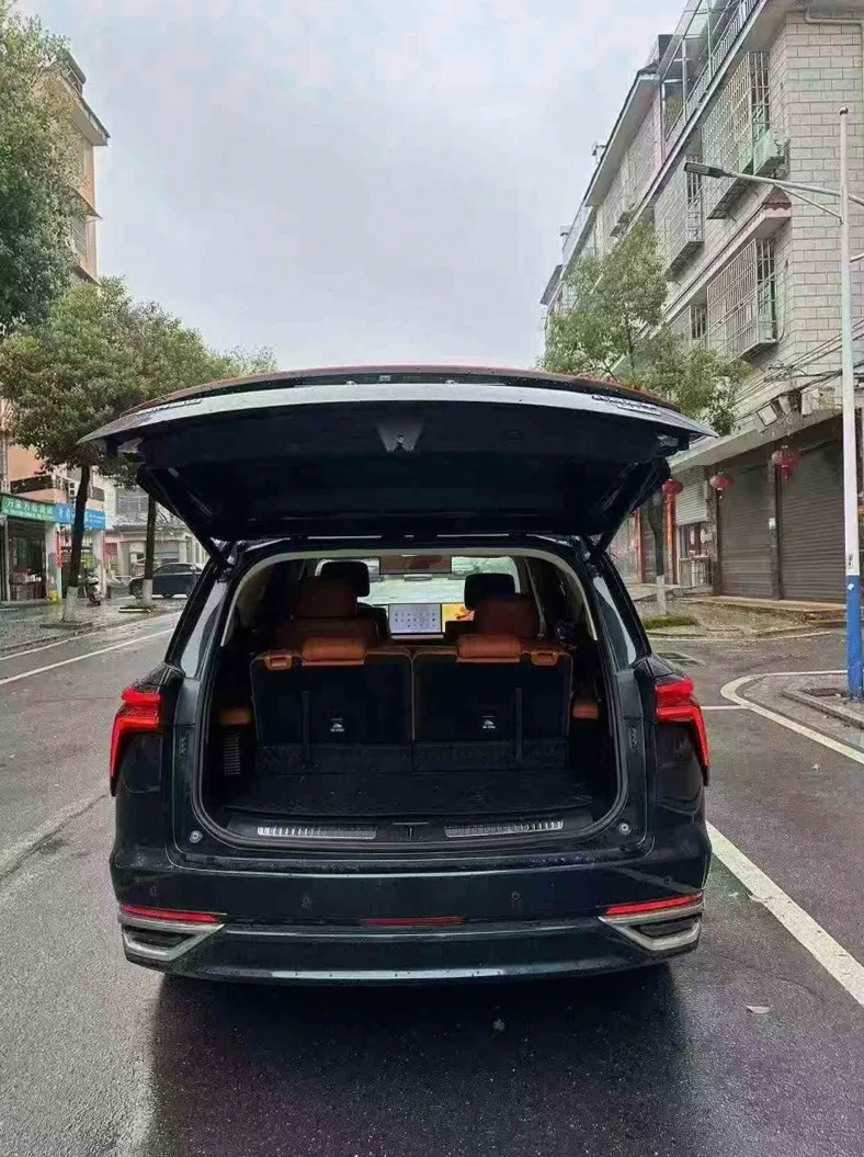 长城汽车魏牌 内饰后排