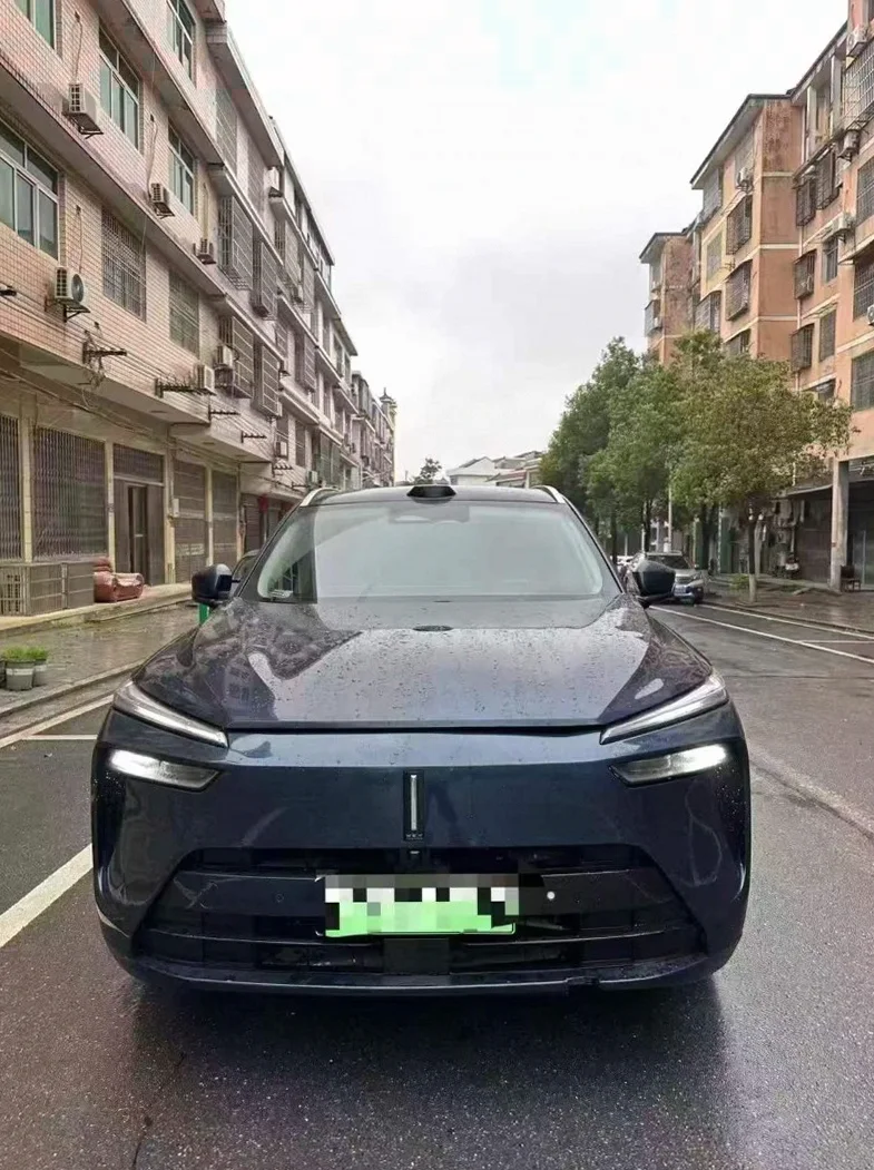 24年长城魏牌蓝山1.5T油电混合四驱智驾顶配