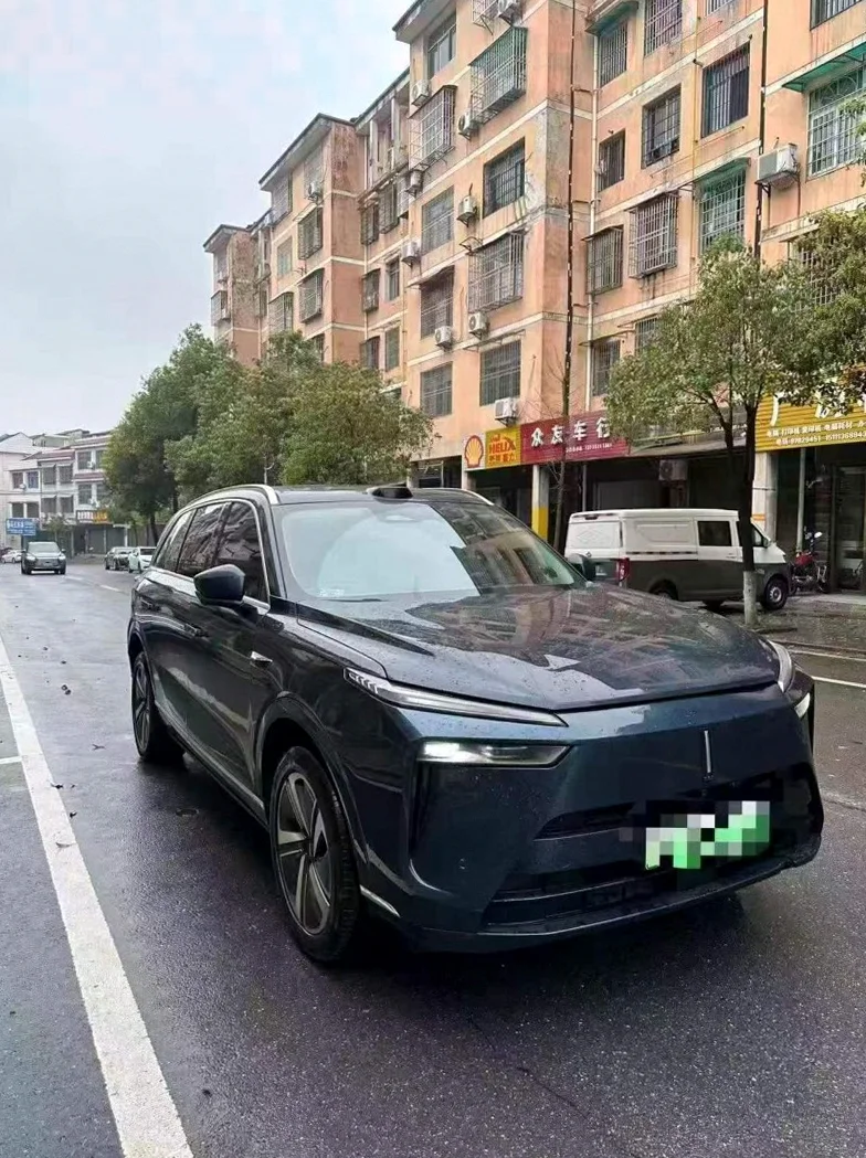 长城汽车魏牌 正面外观二