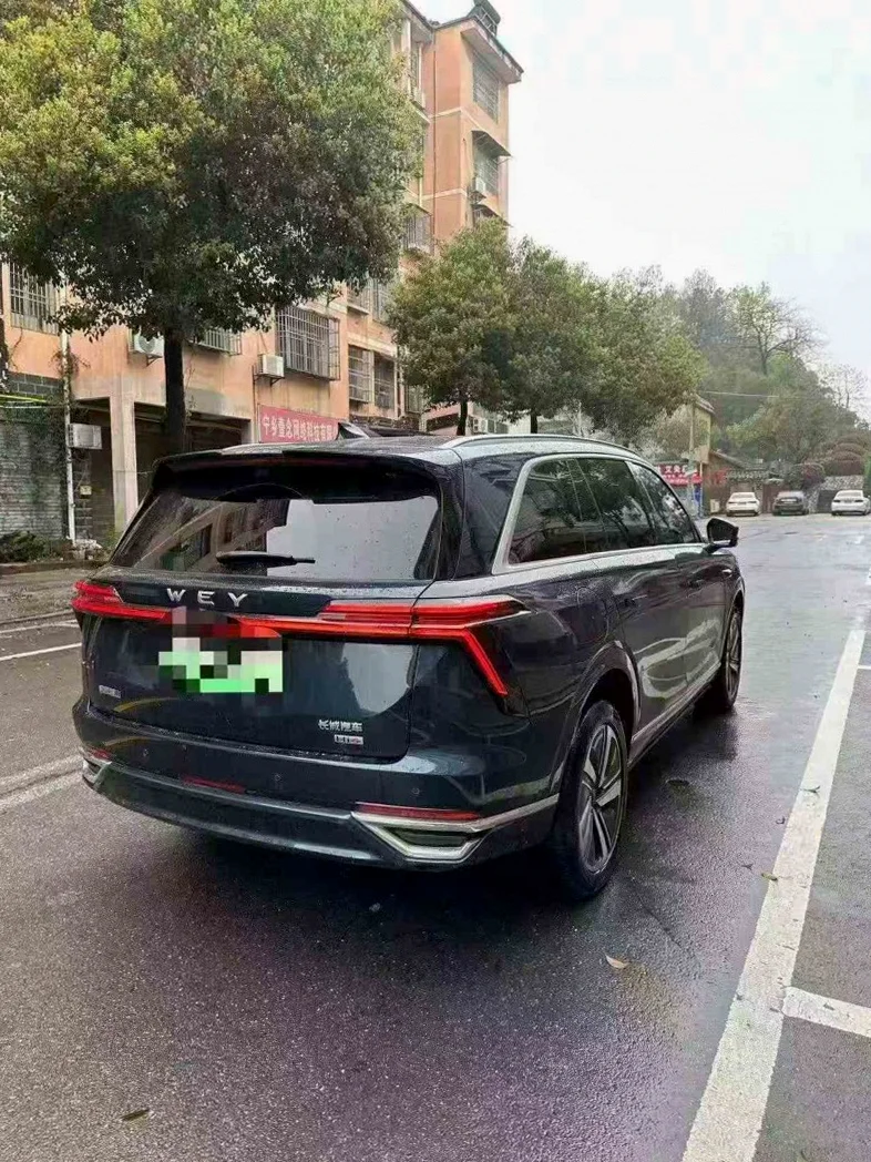 长城汽车魏牌 驾驶室