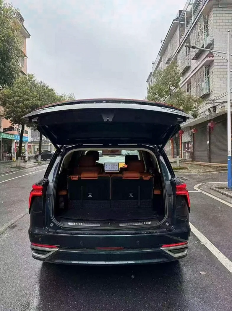 长城汽车魏牌 驾驶室