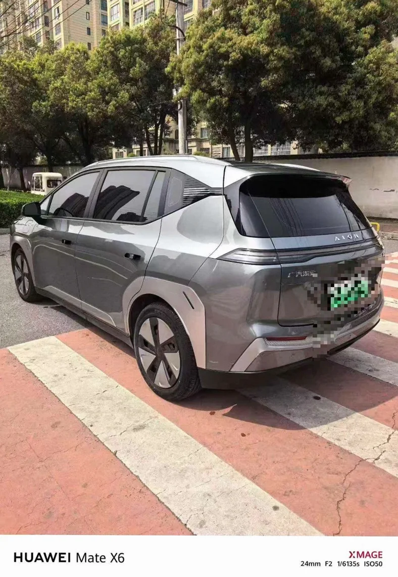 传祺埃安Y 后面外观三