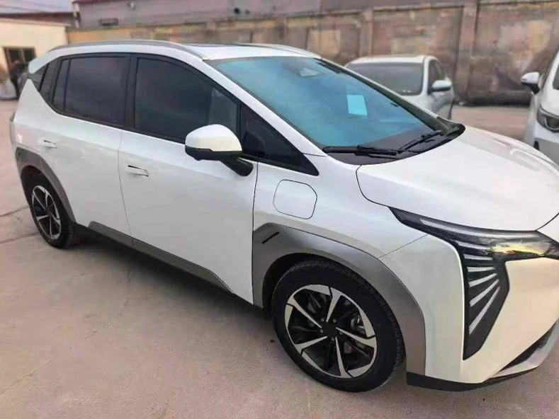 传祺埃安Y 后面外观一