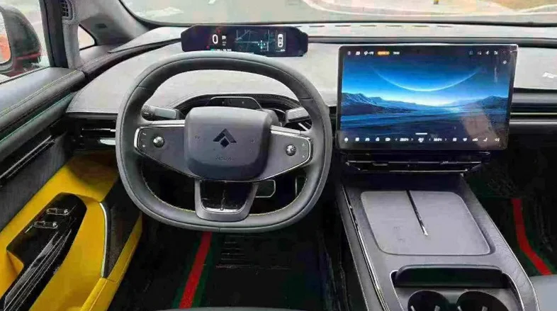 传祺昊铂GT 内饰前排