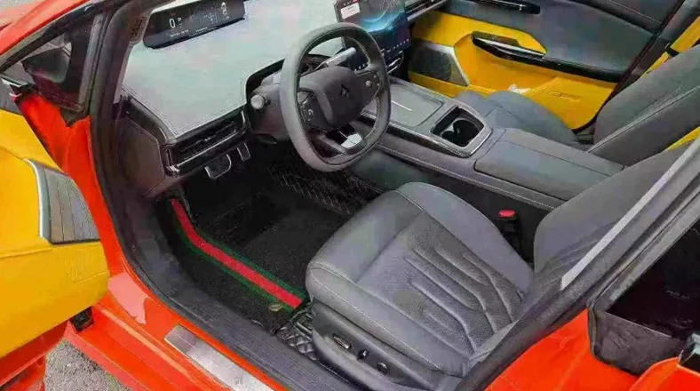 传祺昊铂GT 驾驶室