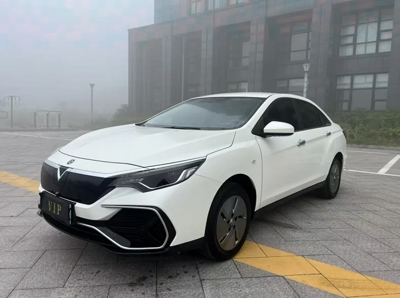 启辰D60 正面外观三