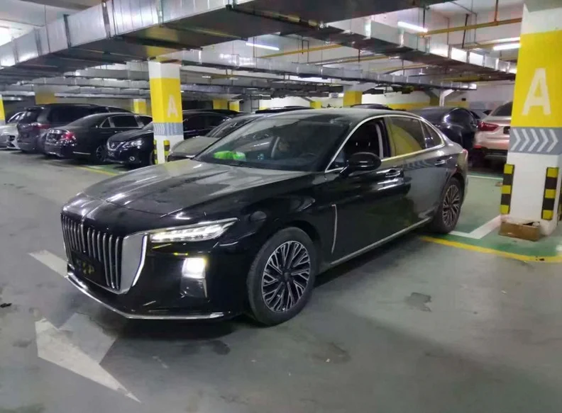 红旗H5 正面外观二