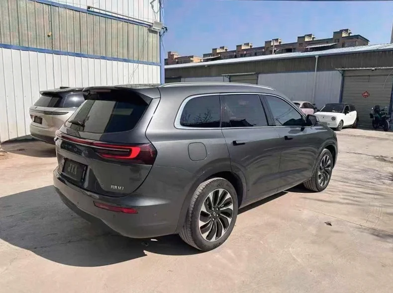 华为智选问界 内饰前排