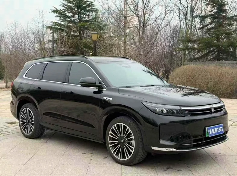 华为智选问界 正面外观二