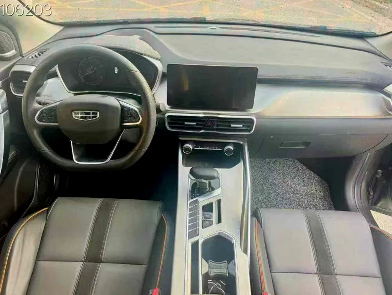 吉利缤越 后面外观二